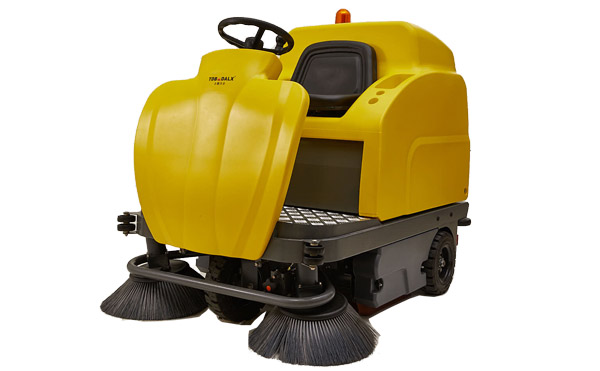 TDB1250X-驾驶式扫地车